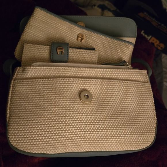 Vintage Etienne Aigner 3 pc Set Woven Straw Blue & Cream - Picture 16 of 16